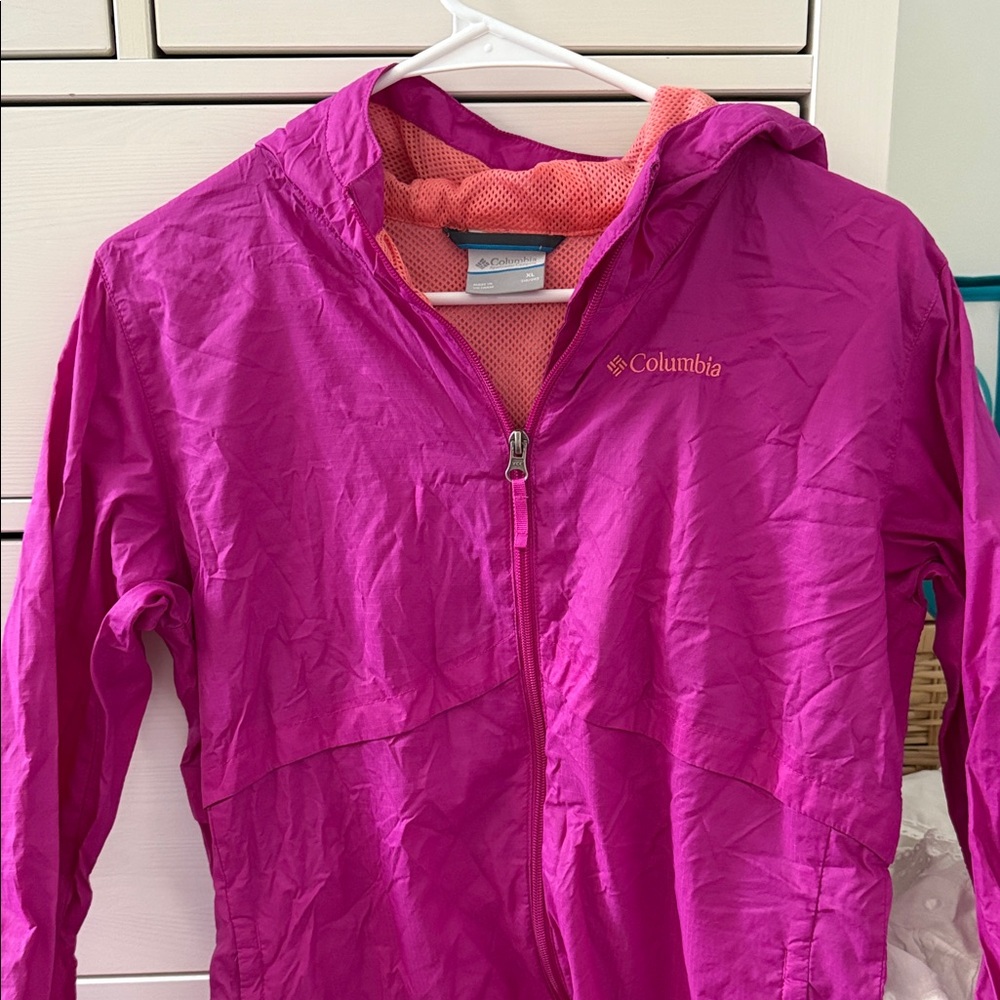 COLUMBIA WINDBREAKER
